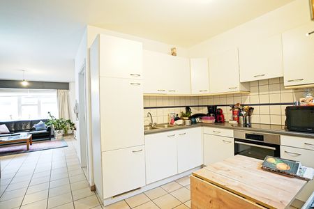 Gelijkvloers appartement met 2 slaapkamers te Sinaai - Photo 4