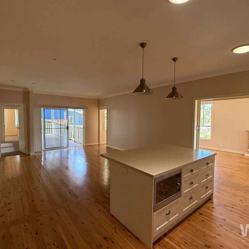 PLEASE DO NOT ATTEND THE PROPERTY. BOOK YOUR ONLINE VIDEO TOUR – SEE THE EASY 5 STEP PROCESS BELOW. Please Register To Receive Your Video Tour Link. - Photo 1