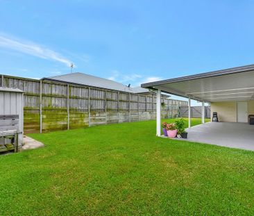 SOUGHT AFTER FAMILY HOME - Photo 6