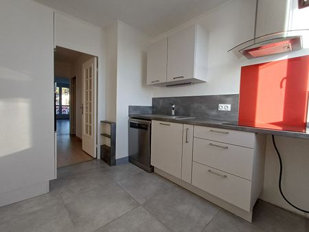 Location Appartement 3 pièces 72m² JOUE LES TOURS 37300 - Photo 4