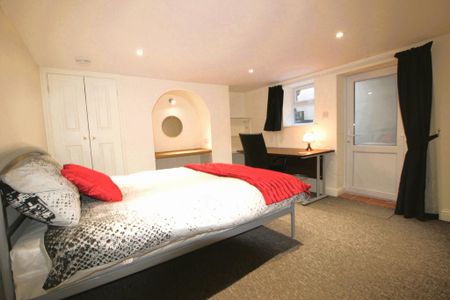 7 bedroom semi-detached house to rent - Photo 5