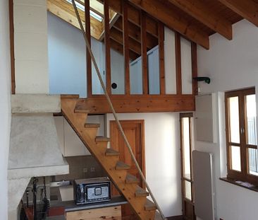 Maisonnette d'une pièce avec mezzanine à EPINAY-SOUS-SENART - Photo 3