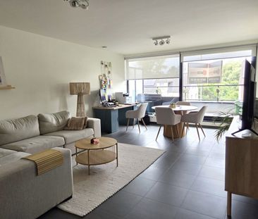 Appartement - Te huur - Photo 2