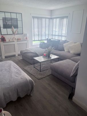 1 Bed Flat, Croftcroigh Road, G33 - Photo 1