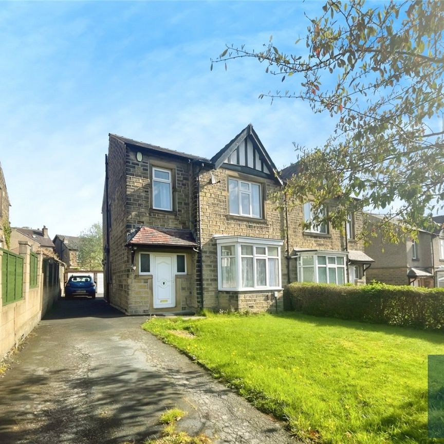 Lynton Avenue, Springwood, Huddersfield, HD1 - Photo 1