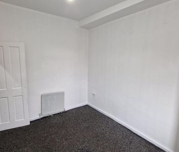 2 bedroom end of terrace house to rent - Photo 5