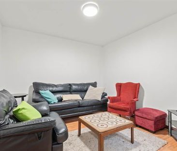 Bedroom 5, 10a Clonavon Terrace, Ballymena, BT43 5BE - Photo 2