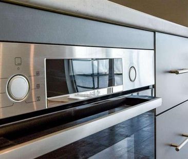 Brunel Hosue, The Hard, Portsmouth, PO1 - Photo 6