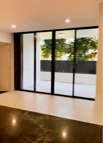 2 bed 2 bath*401 - Photo 2