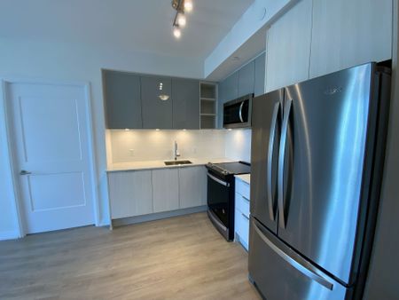 For Lease - 50 Dunfield Avenue Unit# 2618, Toronto, Ontario - Photo 4