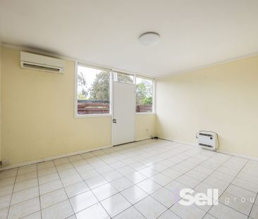 Comfortable Living with a Private Courtyard - Photo 1