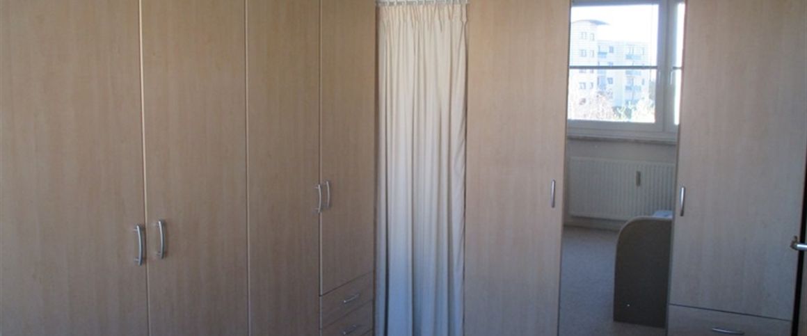 Schmuckstück: Möblierte 2-Raumwohnung mit Aufzug - Photo 1