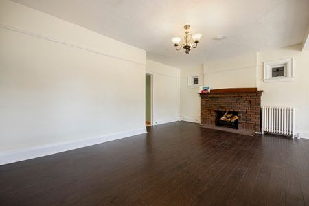 For Lease - 184 Livingstone Avenue Unit# #Main, Toronto, Ontario - Photo 4
