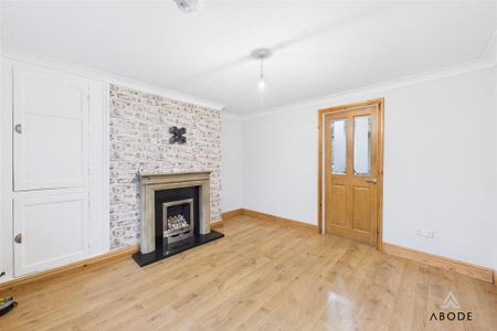 2 bedroom terraced house to rent - Photo 2