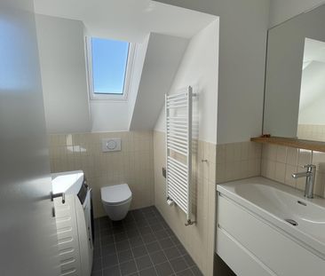 Neue 2.5-Zimmer-Dachwohnung mit freie Blick auf die Alpen - Photo 4