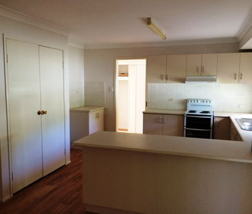 16 Bogong Place, Kuraby, QLD - Photo 6