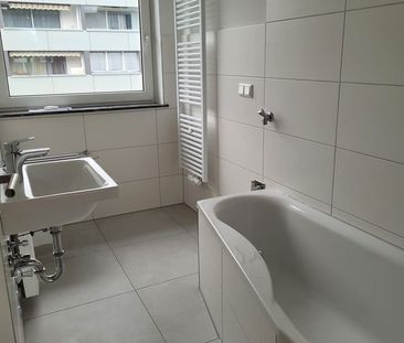 GroÃzÃ¼gige, renovierte Drei-Zimmer-Wohnung mit Balkon in Melle im II. Obergeschoss - Photo 4