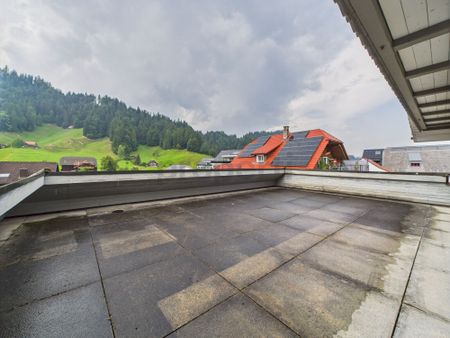 Generous 6.5-room apartment with terrace in Escholzmatt Marbach - Photo 5