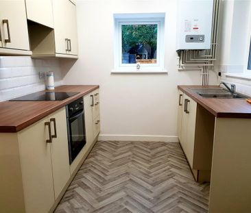 Pant Yr Heol, Briton Ferry, NEATH - Photo 6