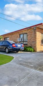 2/4 Beasley Avenue, Werribee. - Photo 4