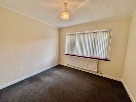 Smithy Lane, Brierley Hill, DY5 4UE - Photo 2