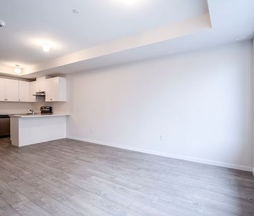For Lease - 300 Alex Gardner Circle Unit# 61, Aurora, Ontario - Photo 2
