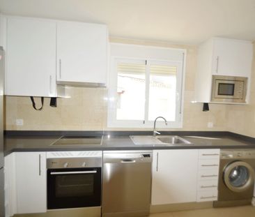 Fantástico apartamento con jardín privado en alquiler en Aloha Roya... - Photo 2