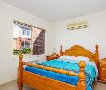 Modern Living In Prime Maribyrnong Location - Photo 6