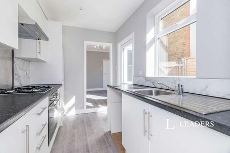 Portland Road, Kingston Upon Thames, KT1 - Photo 5