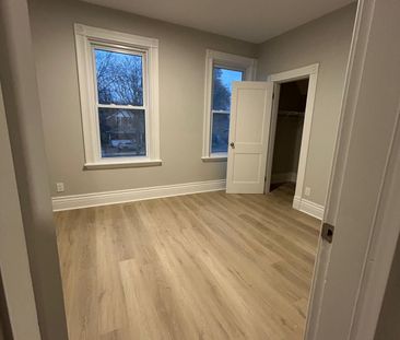 For Lease - 195 Colborne Street Unit# upper, London East, Ontario - Photo 2