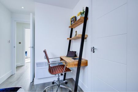 1 bedroom serviced apartment to rent - Photo 4