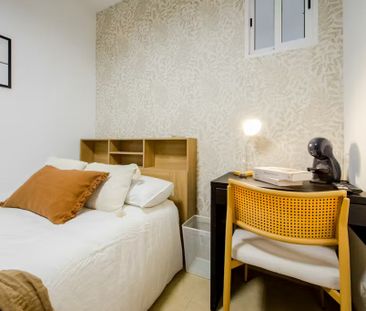 Calle de Cavanilles, Madrid, Community of Madrid 28007 - Photo 6