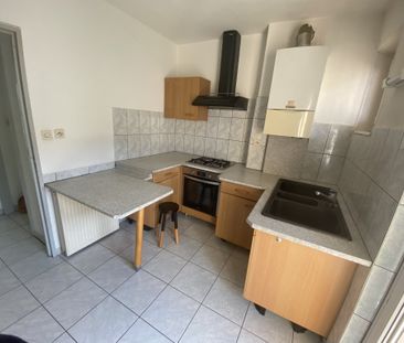 Location Appartement 3 pièces 68m² MULHOUSE 68100 - Photo 3