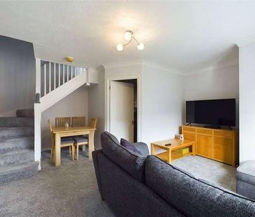 Florence Road, College Town, Sandhurst, Berkshire, GU47 - Photo 2