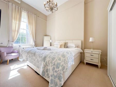 3 bedroom apartment to rent - Photo 5