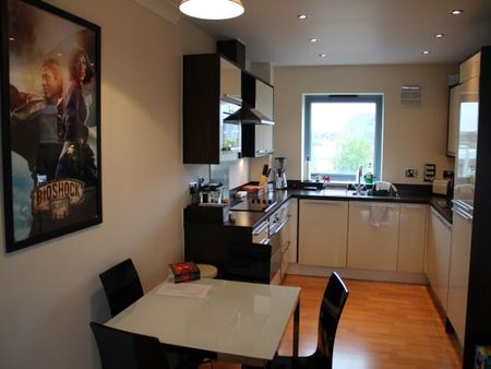 2 bed flat to rent in Quayside Drive, Colchester - Photo 5