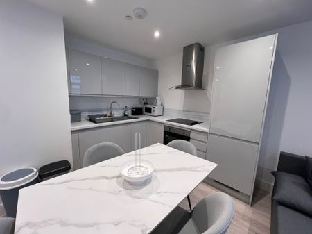 Sloane House, Aylesbury, New Street - Photo 5