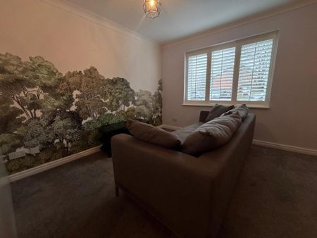 2 bedroom semi-detached house to rent - Photo 2