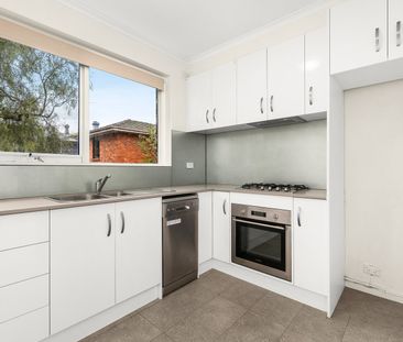 4/11 Stewart Street, Hawthorn East VIC 3123 - Photo 4