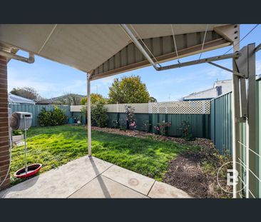 27B Spencer Street, Sebastopol, Vic 3356 - Photo 3