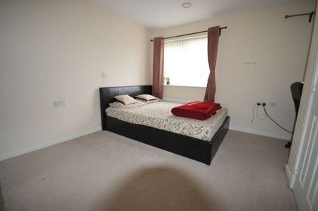 2 Bed Semi-Detached House, Waterworth Drive, L7 - Photo 4