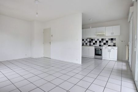 Location Appartement 2 pièces 54m² CLERMONT FERRAND 63000 - Photo 2