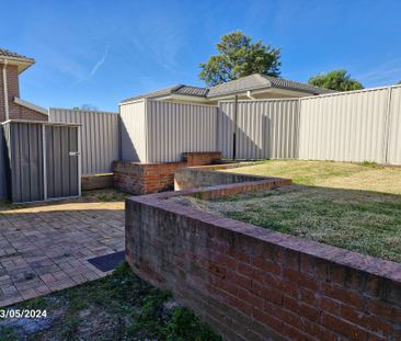 2 Bedroom Property - Close to All Amenities- Water, Electricity & L... - Photo 2