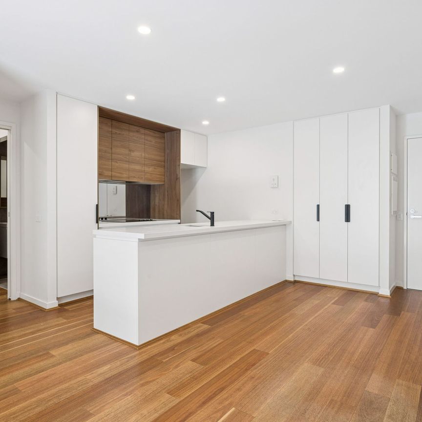 Inner-North Living with Ultimate Convenience - Photo 1