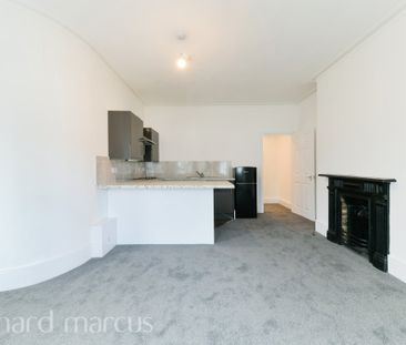 Egmont Road - Photo 4