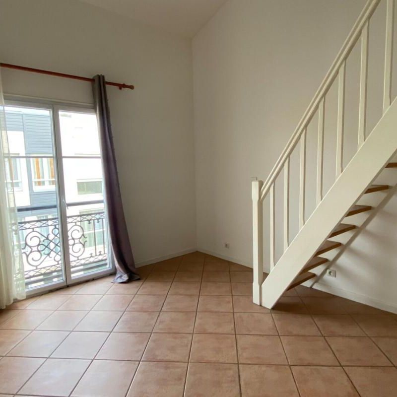 Location Appartement 1 pièce 27m² LA ROCHELLE 17000 - Photo 1