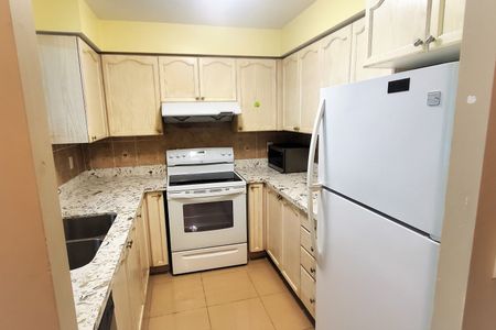 For Lease - 39 Pemberton Avenue Unit# 309, Toronto, Ontario - Photo 3