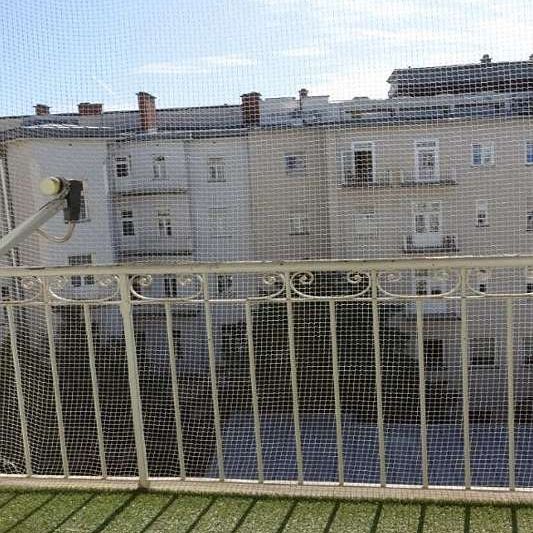 Großzügige, sehr schöne Altbauwohnung in ruhiger INNENSTADTLAGE, mit Balkon - Foto 1