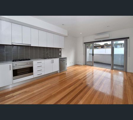 12/162 Cumberland Road, Pascoe Vale, Vic 3044 - Photo 3