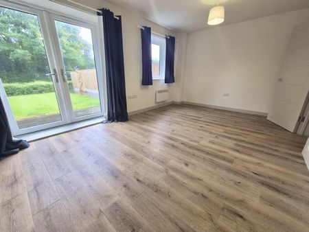 2 bedroom terraced house to rent - Photo 4